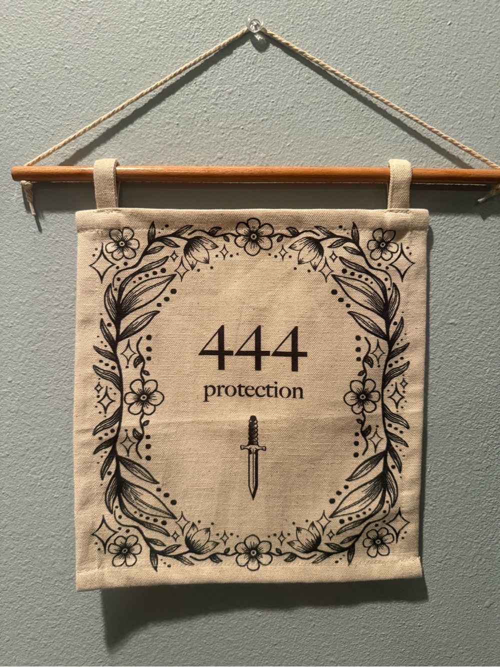 UO Angel number tapestry
